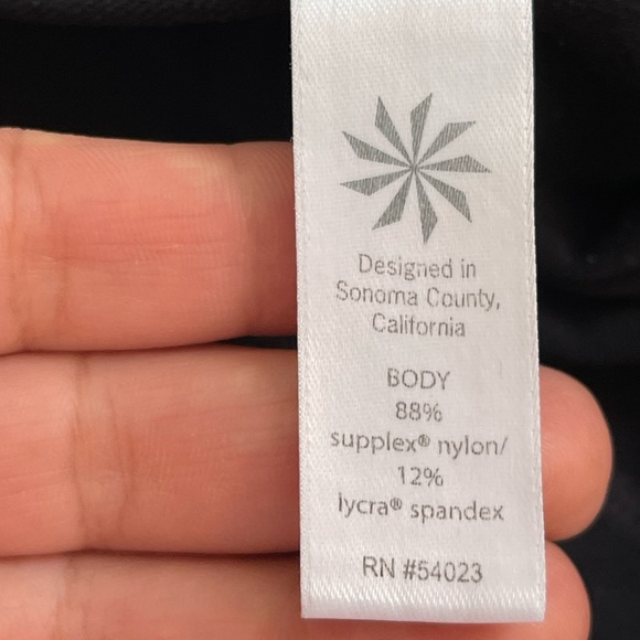 Athleta Capri Active Leggings Black Woman’s Size M - Picture 8 of 12